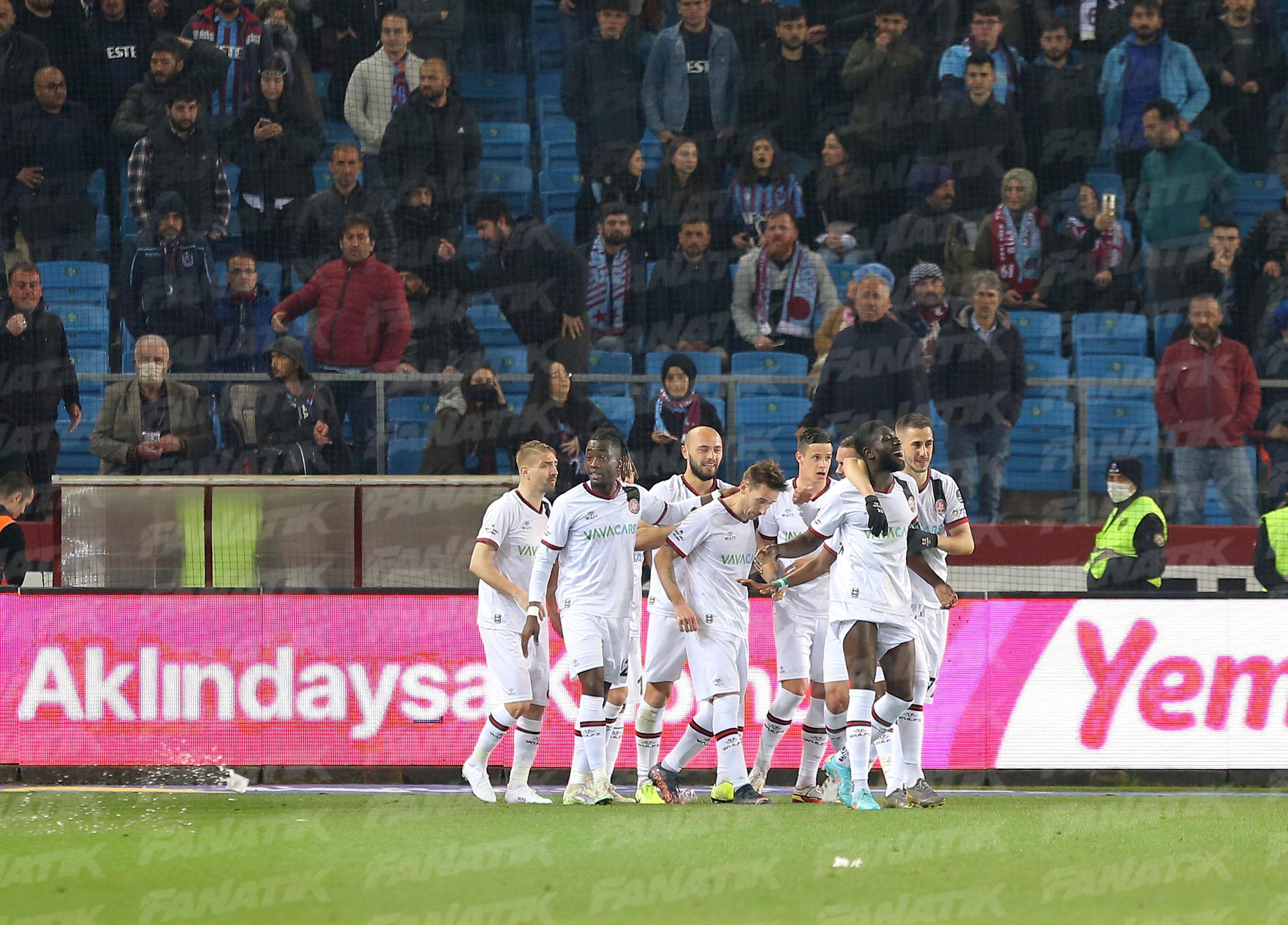 (ÖZET) Trabzonspor - Fatih Karagümrük maç sonucu: 1-1