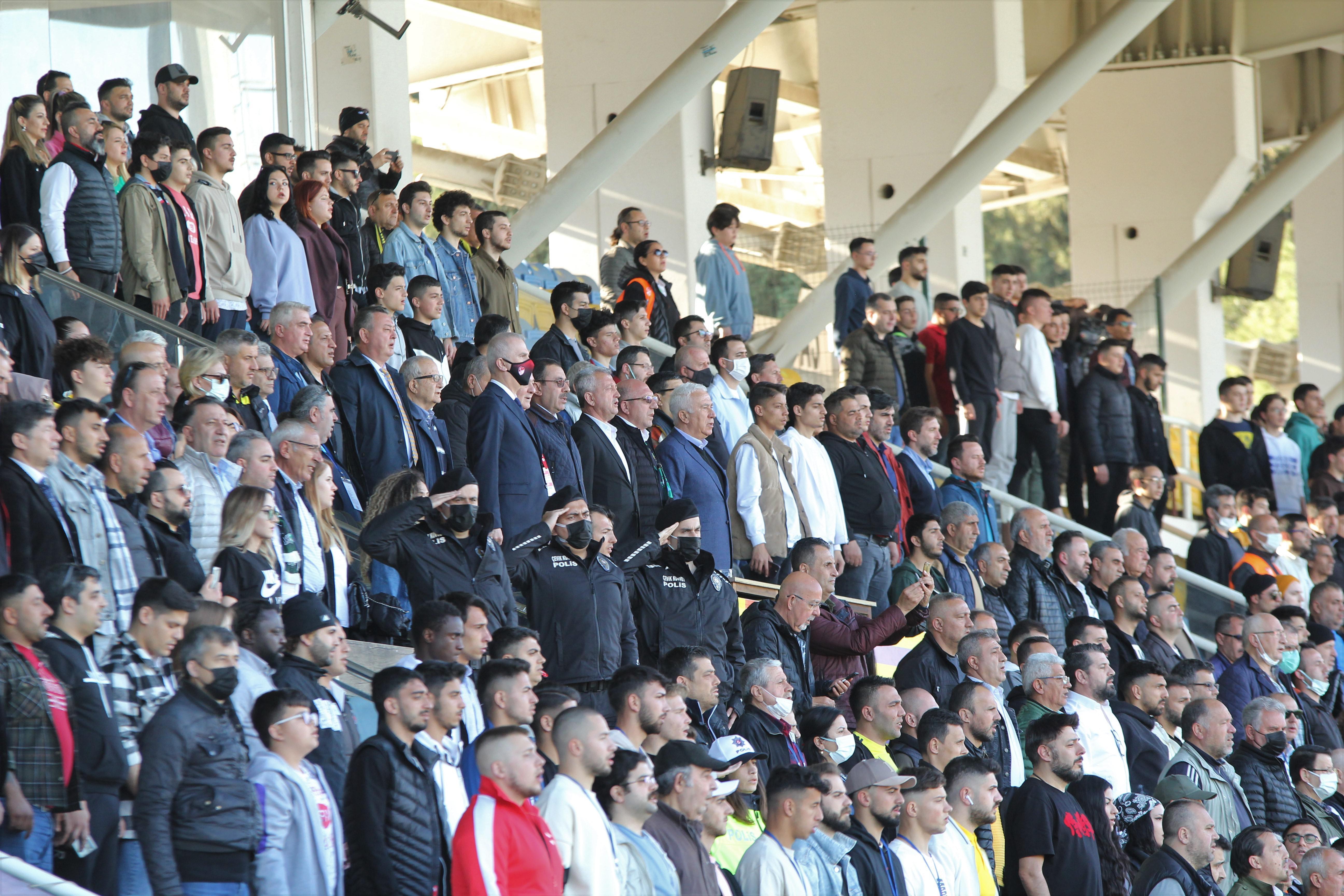 Menemenspor - Kocaelispor maç sonucu: 1-1