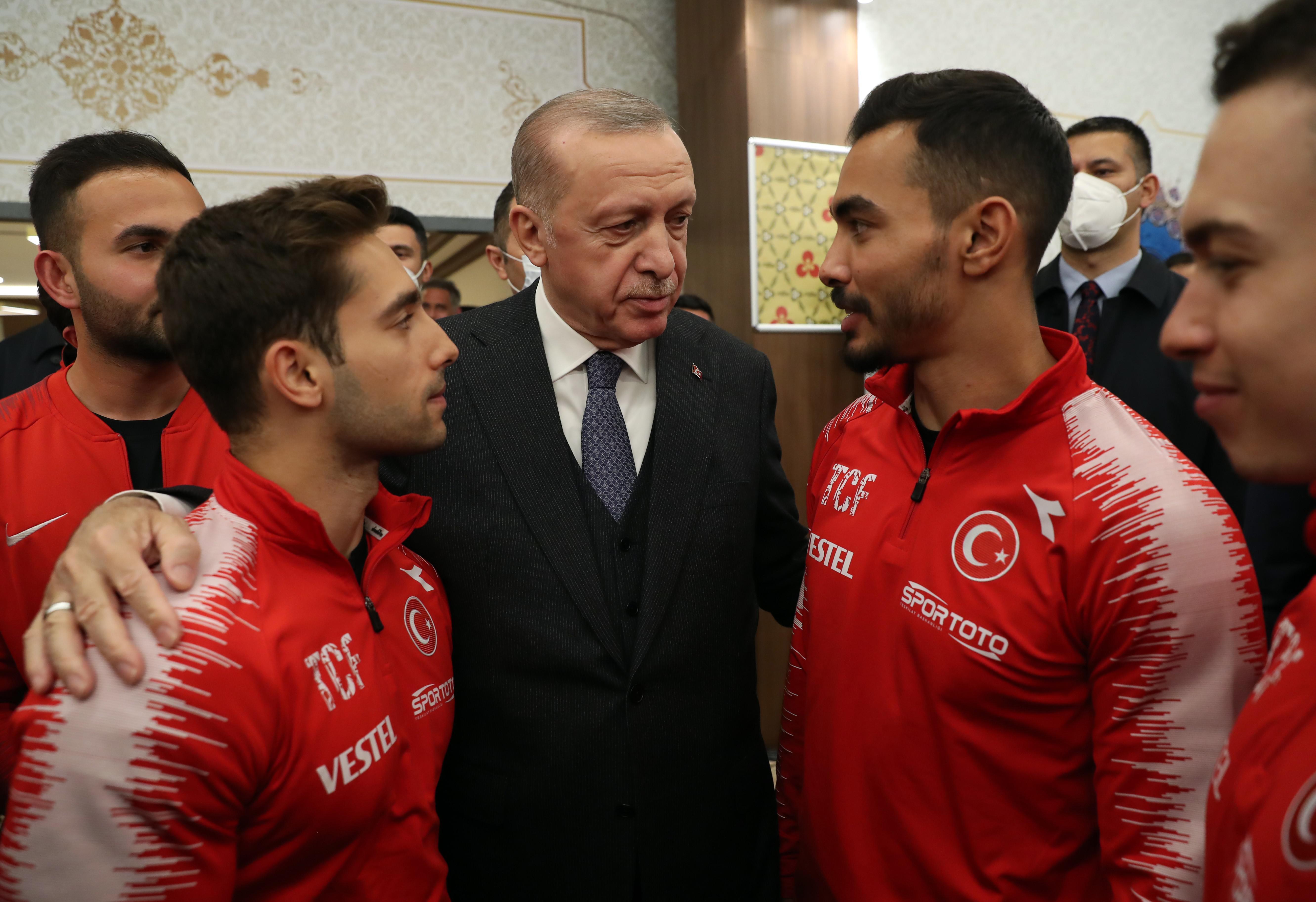 Cumhurbaşkanı Erdoğan: Türkiye, sporda başarılarla dolu bir gelecek vadediyor