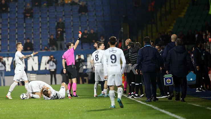 (ÖZET) Çaykur Rizespor - Fenerbahçe maç sonucu: 0-6