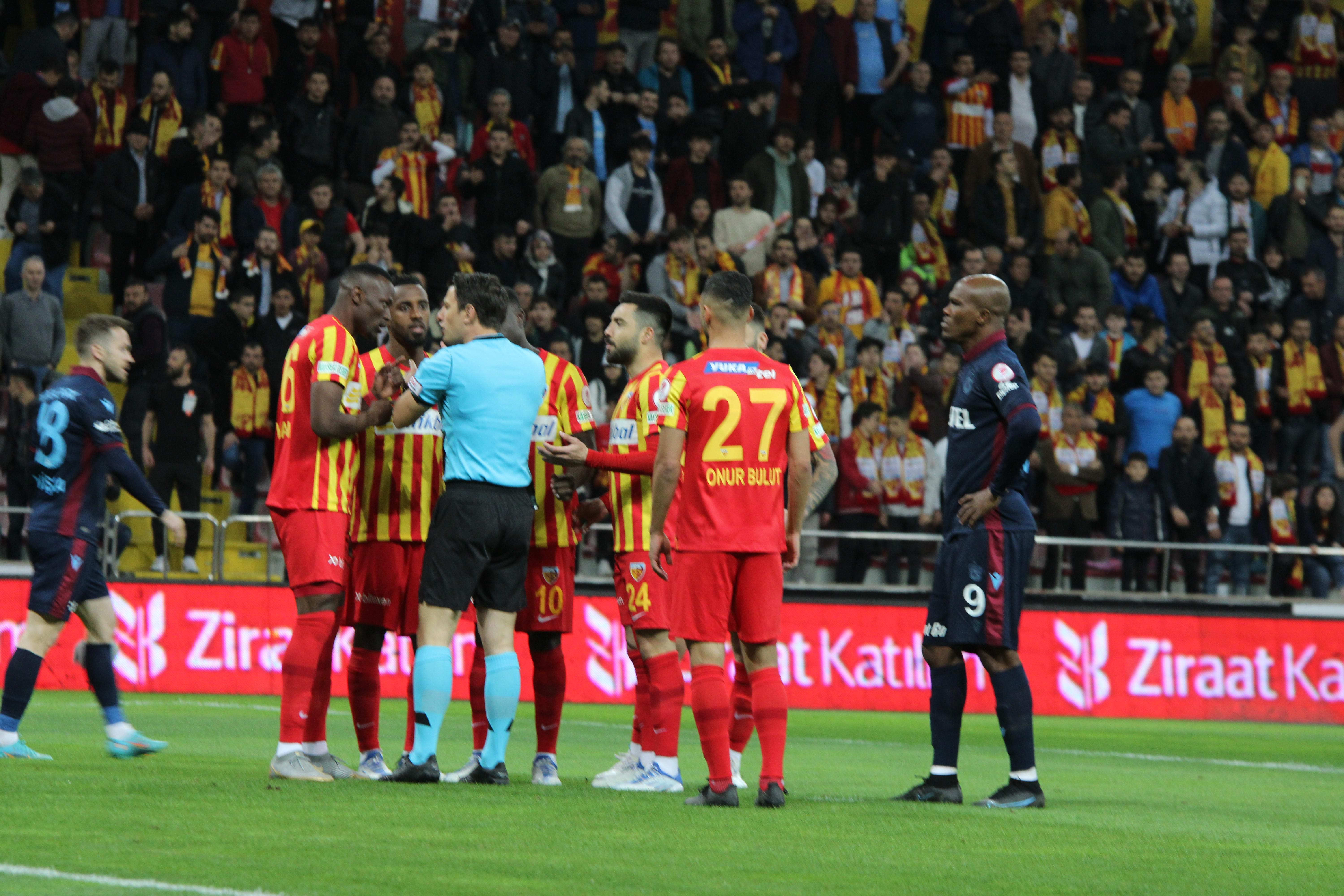(ÖZET) Kayserispor - Trabzonspor maç sonucu: 4-2