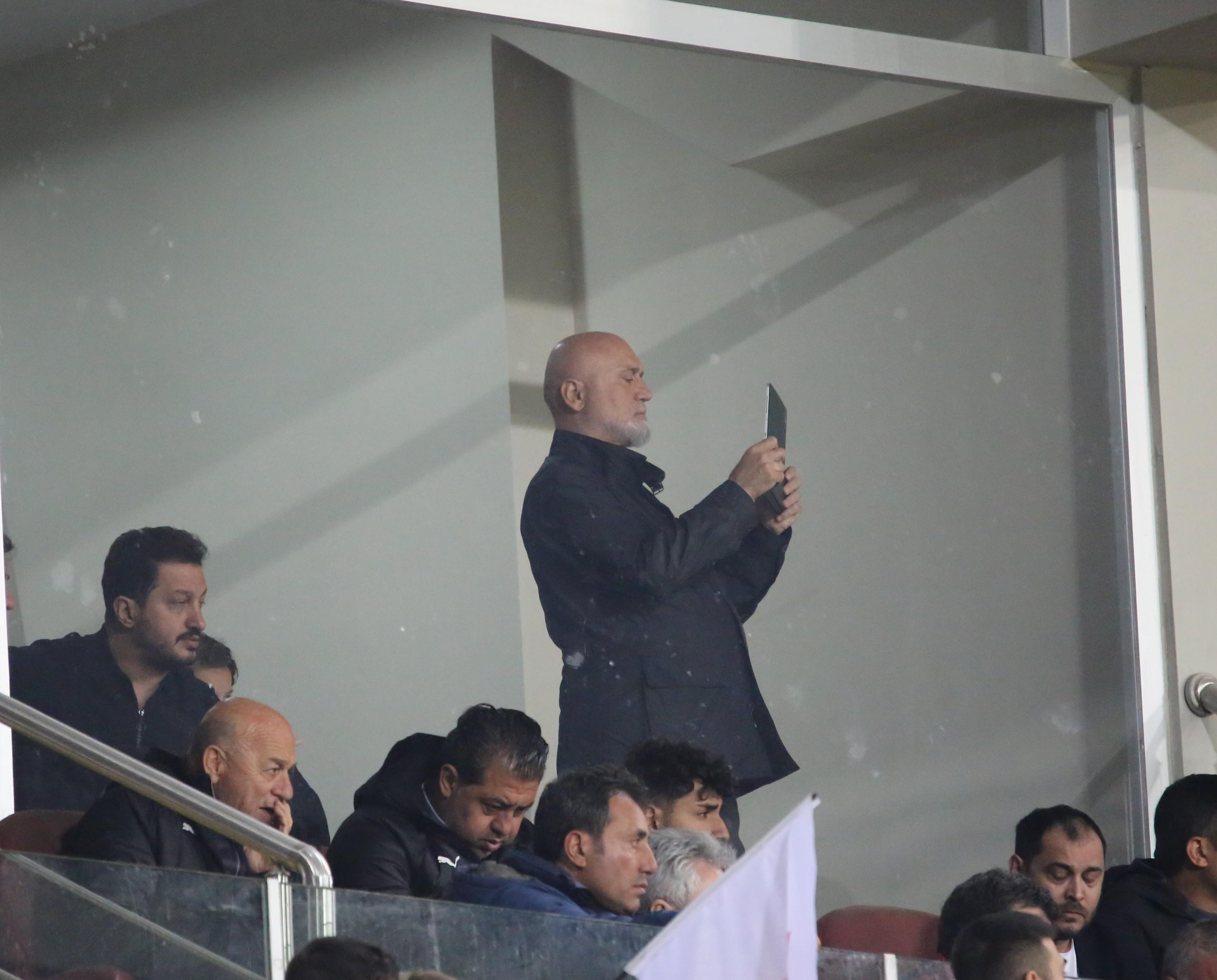 Hikmet Karamandan Sivasspor - Alanyaspor maçına yakın takip