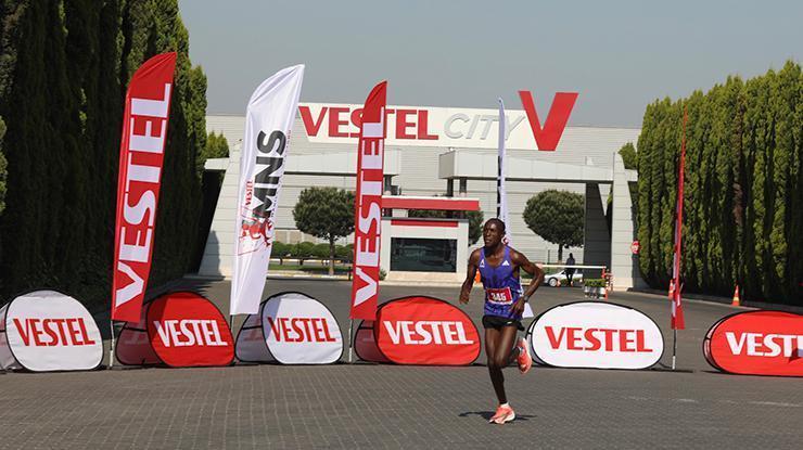 Uluslararası Vestel Manisa Yarı Maratonu heyecanı Manisayı sardı