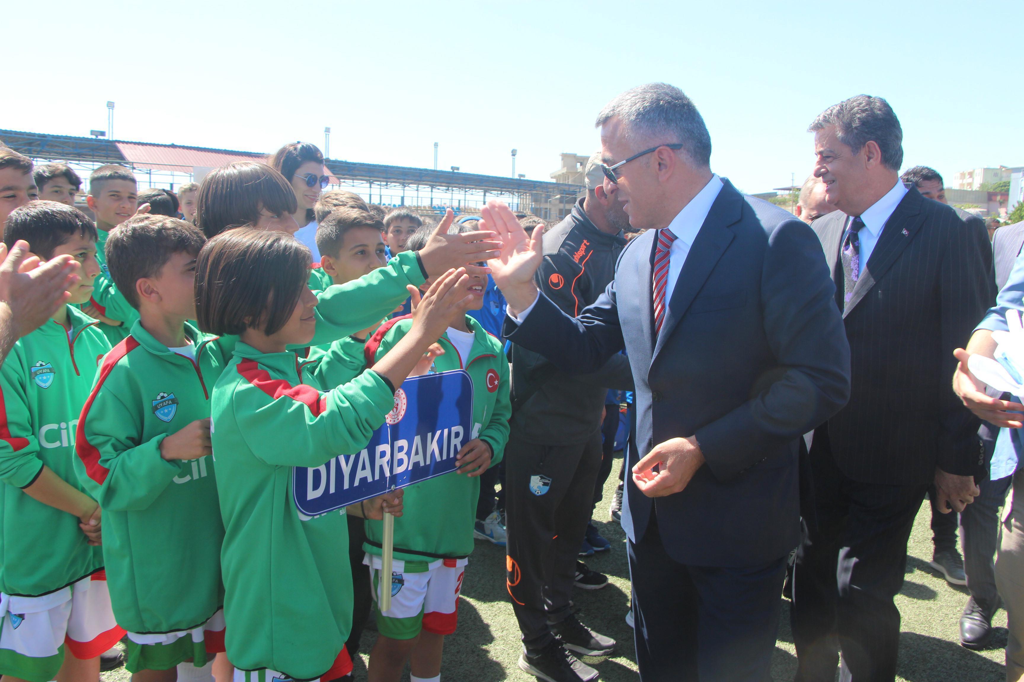 Şırnakta UYAFA Cudi Cup Futbol Turnuvası başladı