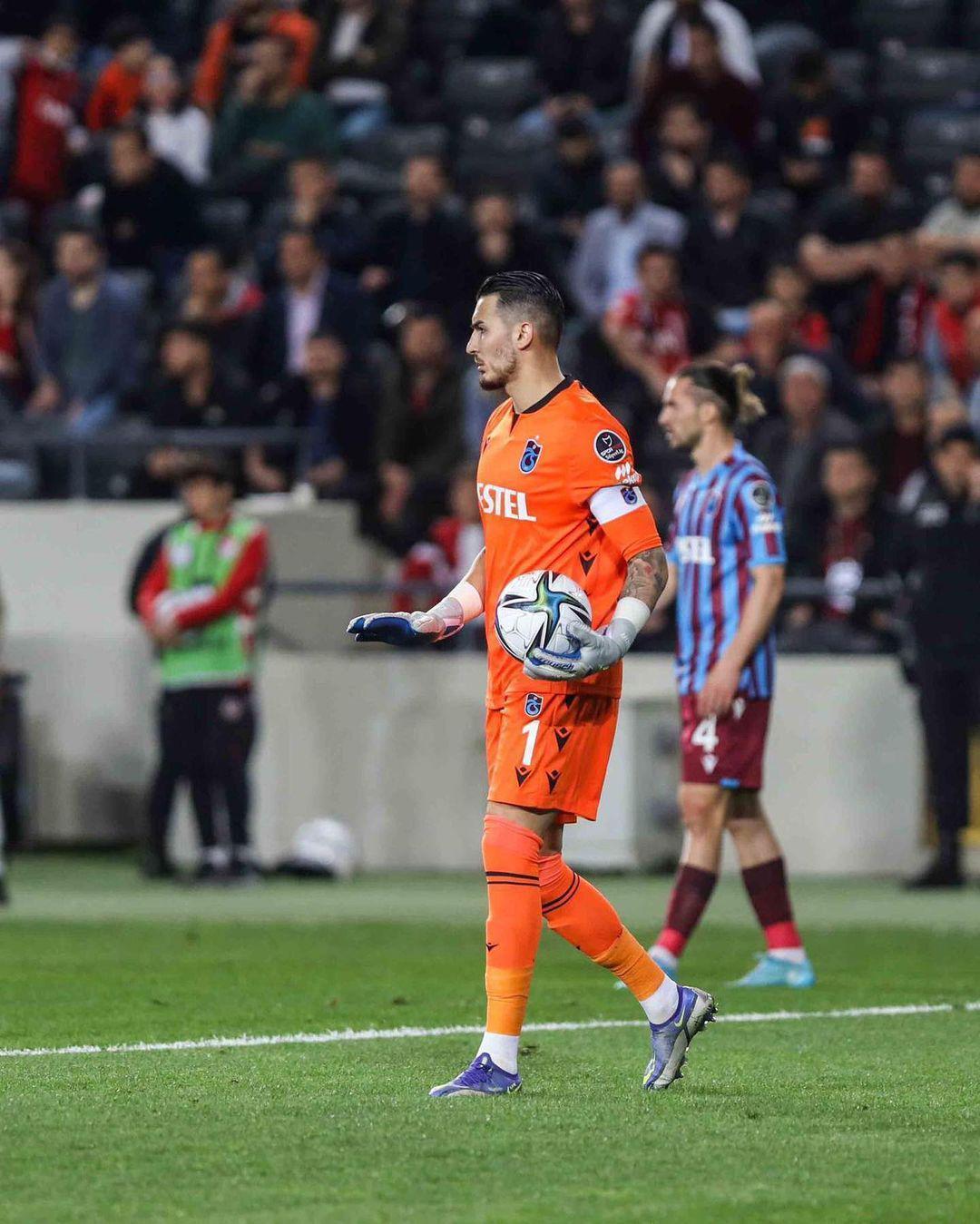 Trabzonspor Teknik Direktörü Abdullah Avcıdan şampiyonluk sözleri ve transfer açıklaması