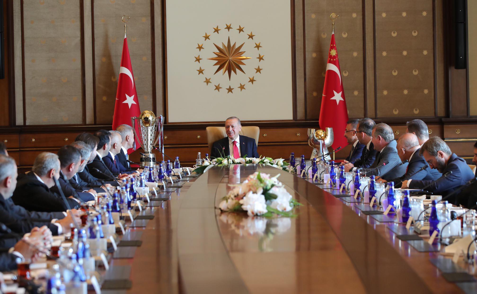 Cumhurbaşkanı Erdoğan, Trabzonsporu kabul etti