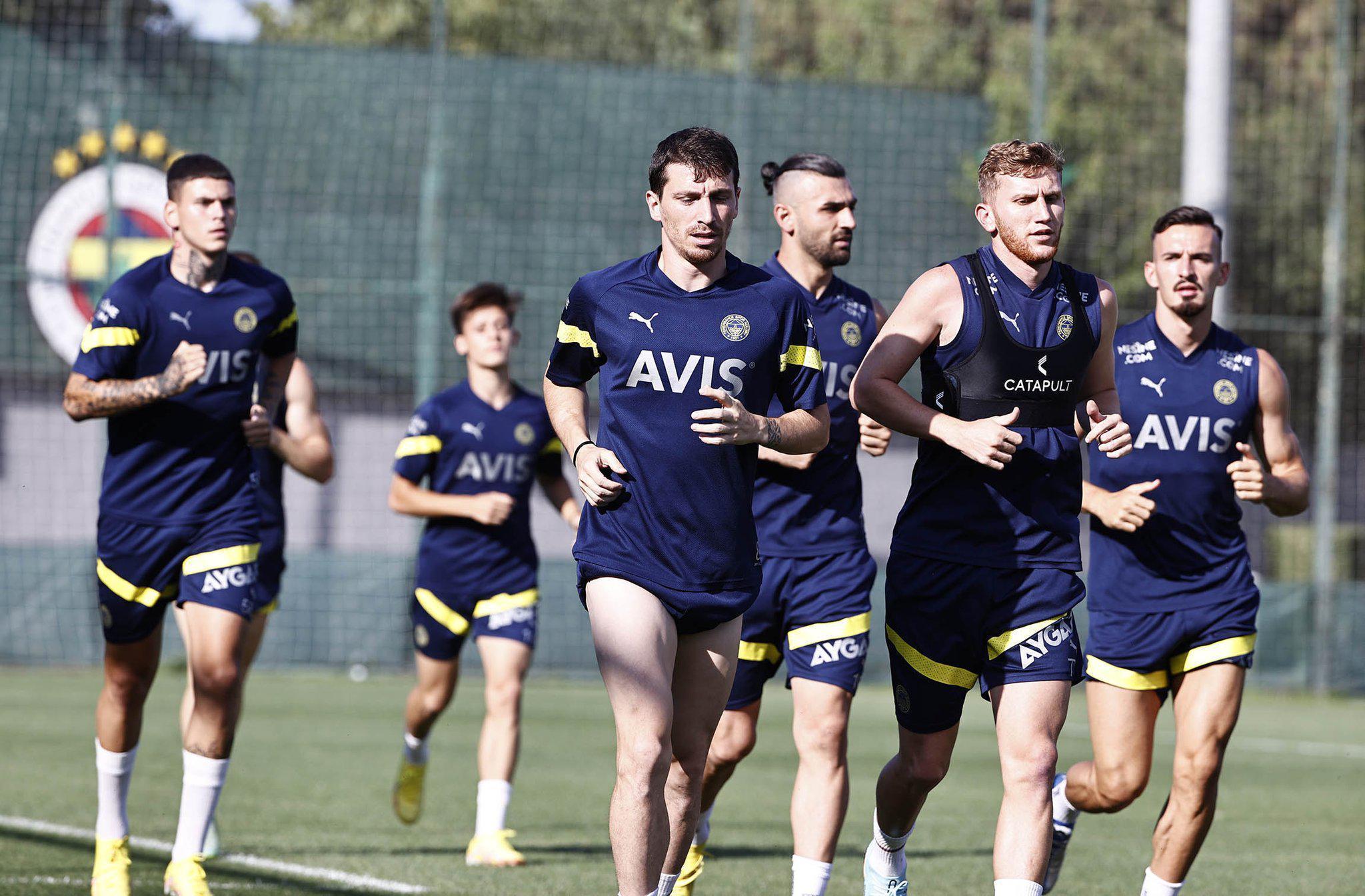 Fenerbahçeye Joao Pedrodan müjdeli haber Saha çalışmalarına başladı