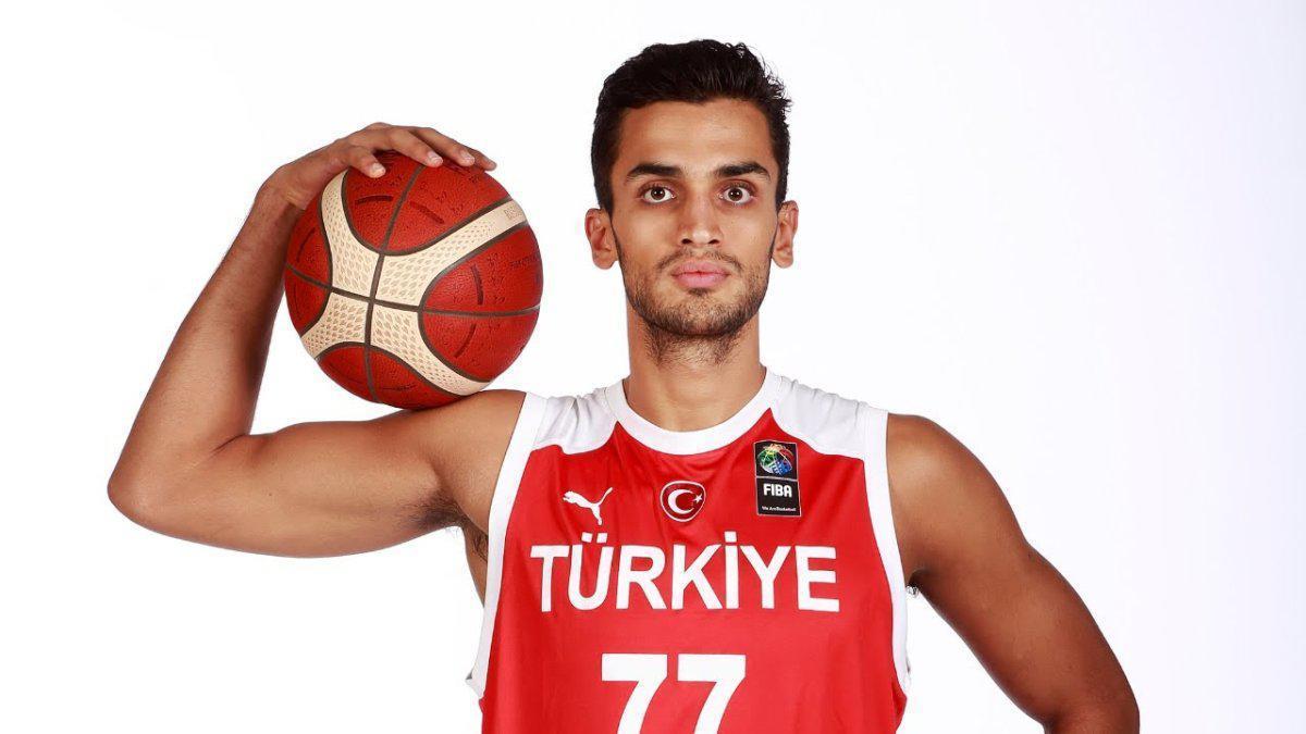 A Milli Erkek Basketbol Takımı Başantrenörü Ergin Ataman: Turnuvayı finalle bitireceğiz