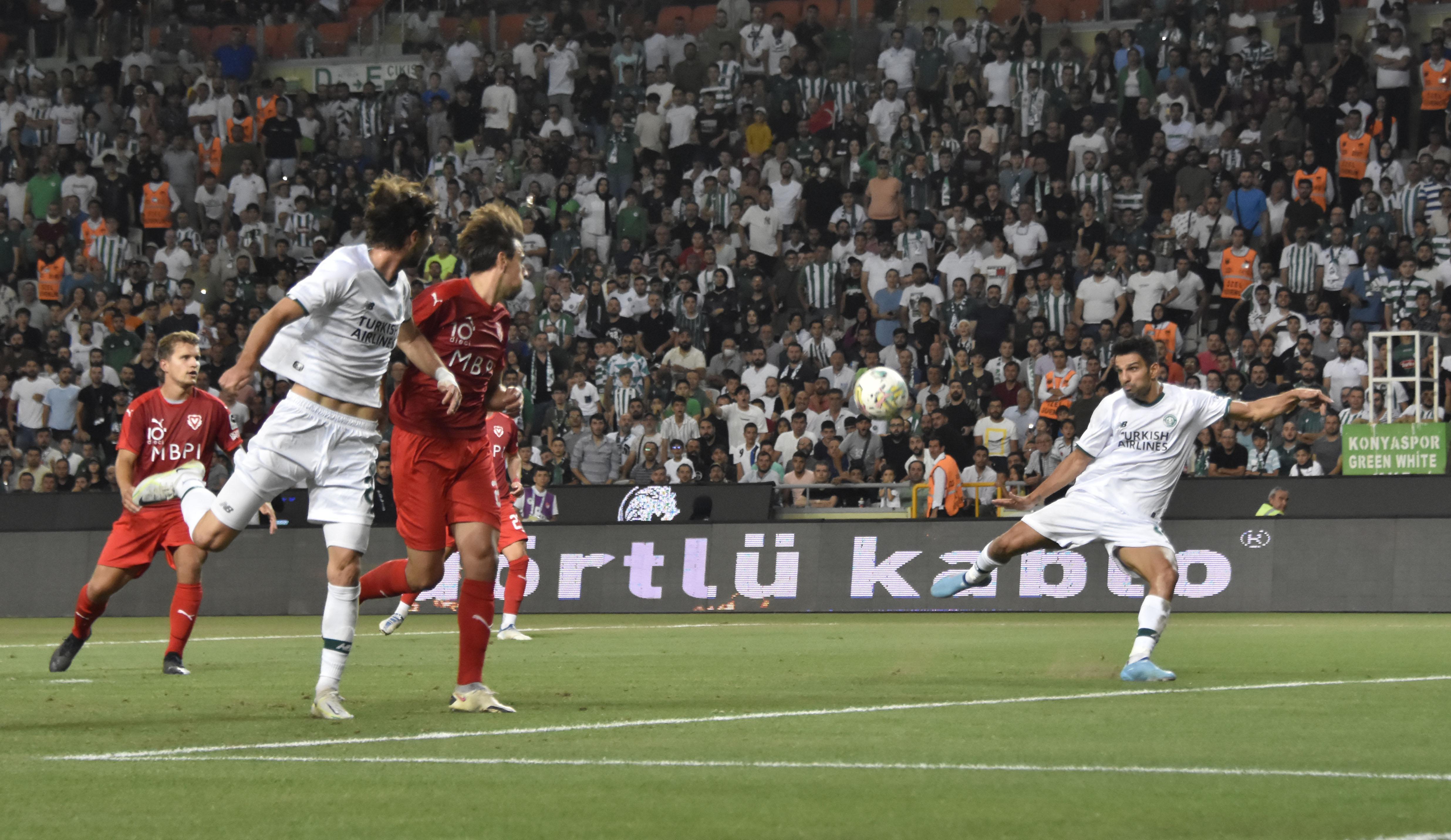 (ÖZET) Konyaspor - Vaduz maç sonucu: 2-4