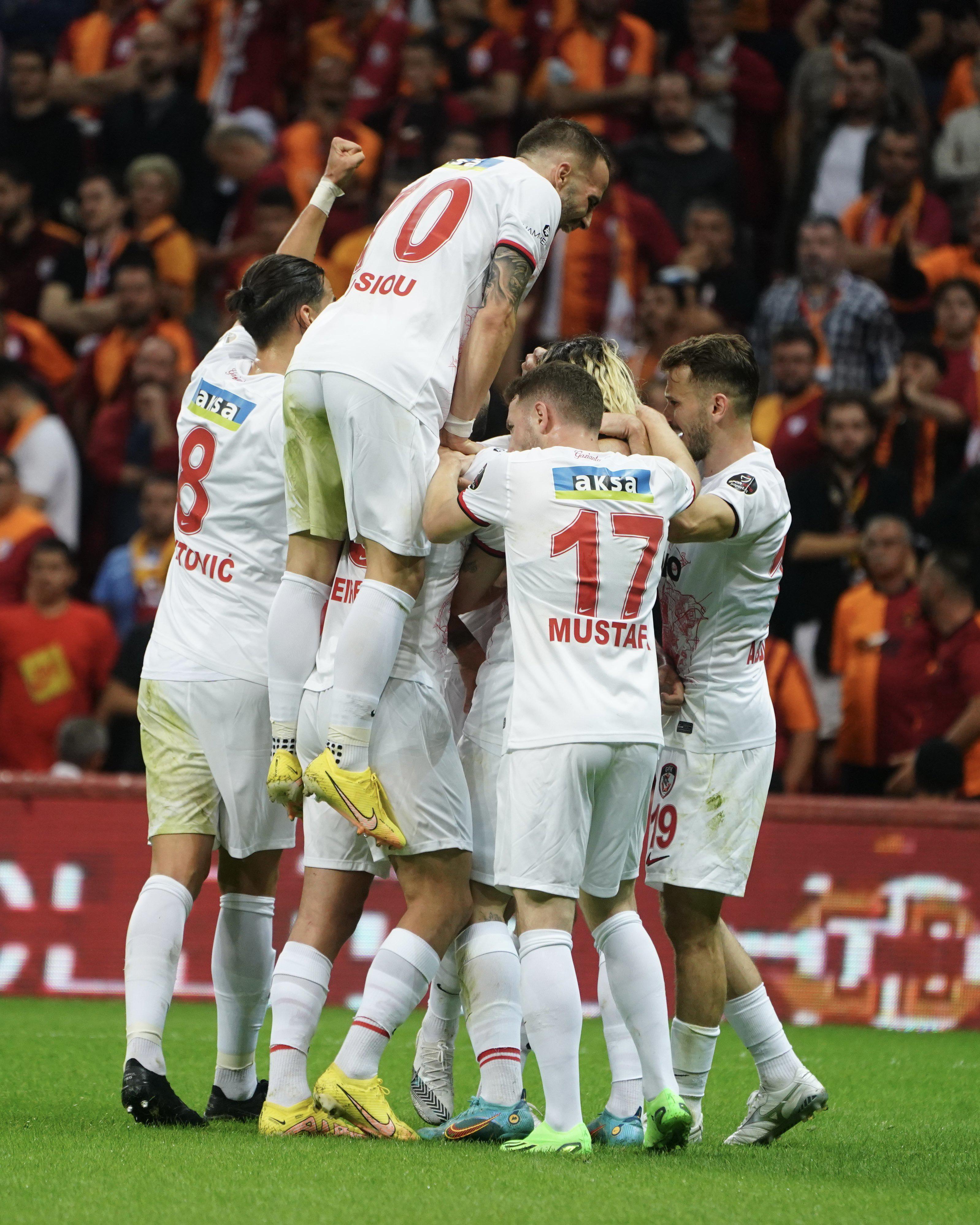 (ÖZET) Galatasaray-Gaziantep FK maç sonucu: 2-1