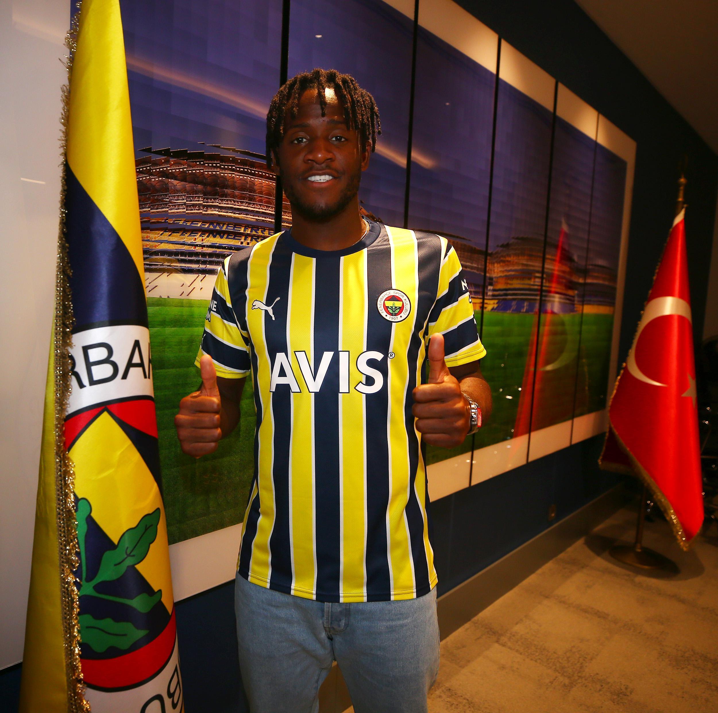 Son dakika haberi Fenerbahçenin aradığı golcü Pedro mu Batshuayi ile nasıl bir ikili olacaklar
