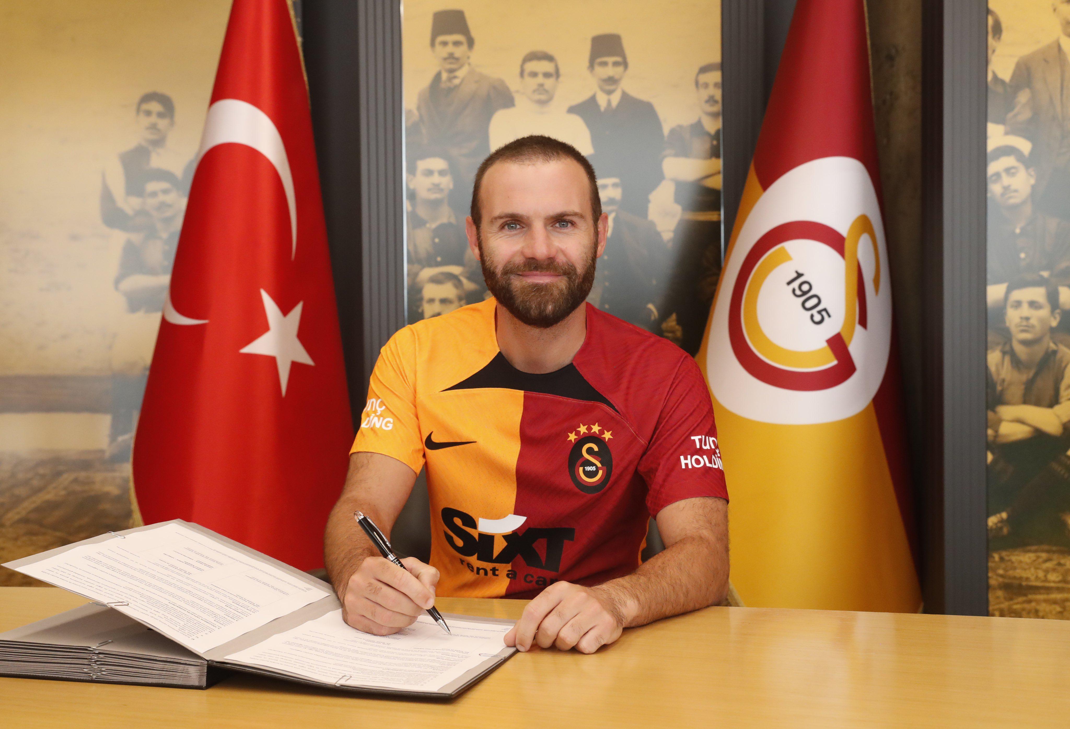 Transferin son gününde Galatasarayın uçakları inmek bilmedi