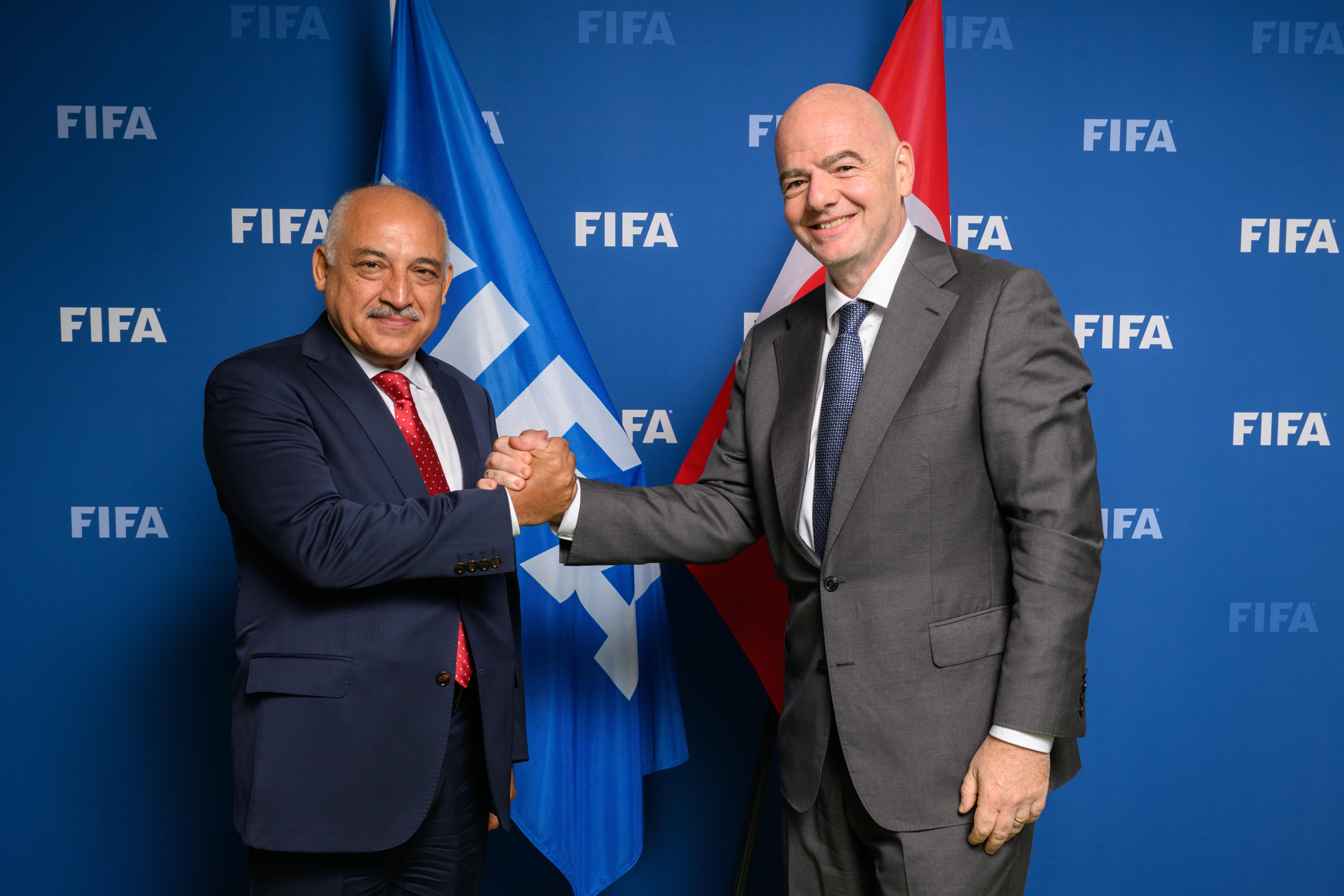 TFF Başkanı Mehmet Büyükekşi, FIFA Başkanı Gianni Infantino ile buluştu