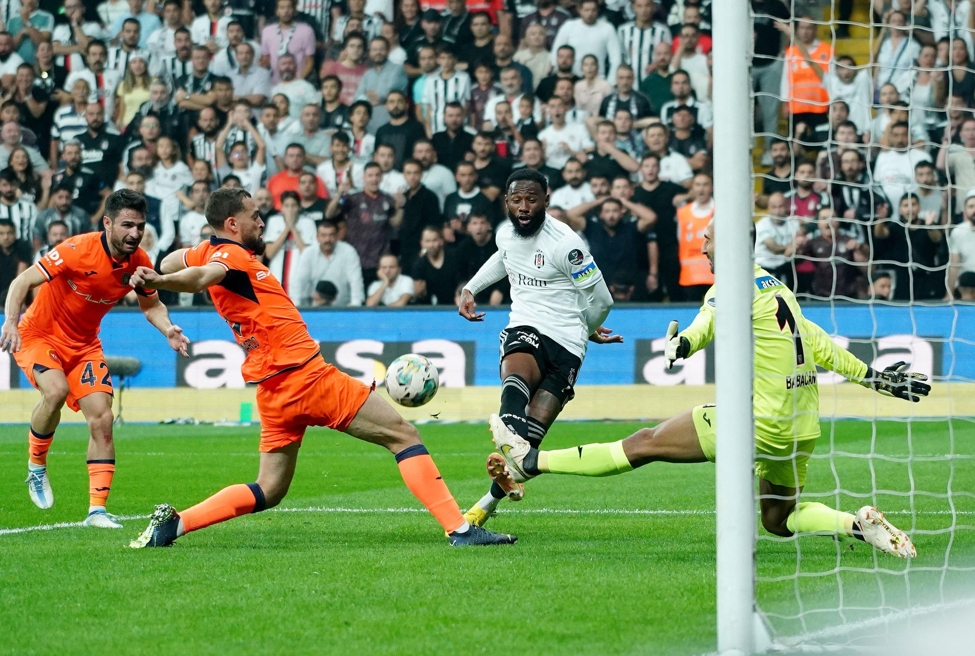 (ÖZET) Beşiktaş-Başakşehir maç sonucu: 0-1