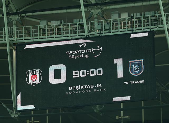 Fanatik yazarları Beşiktaş - Başakşehir maçını kaleme aldı