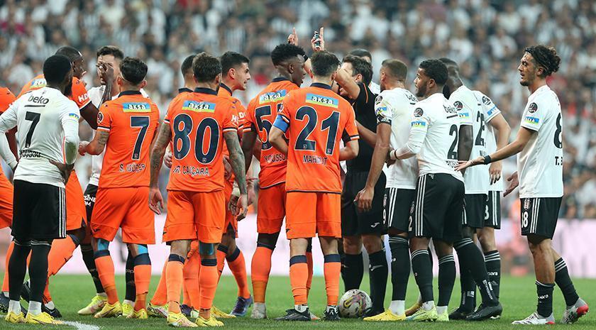 Fanatik yazarları Beşiktaş - Başakşehir maçını kaleme aldı