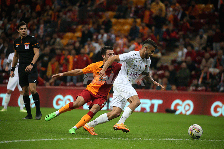 (ÖZET) Galatasaray-İstanbulspor maç sonucu: 2-1