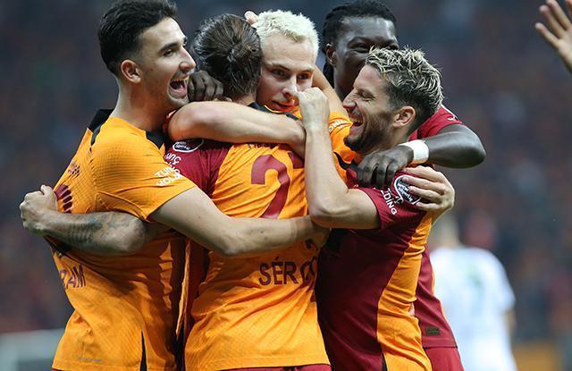 Galatasarayda sistem değişiyor Mata ve Mertens kararı...