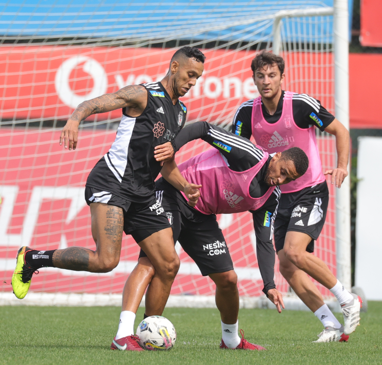 Beşiktaşın Fenerbahçe derbisindeki lideri Josef de Souza