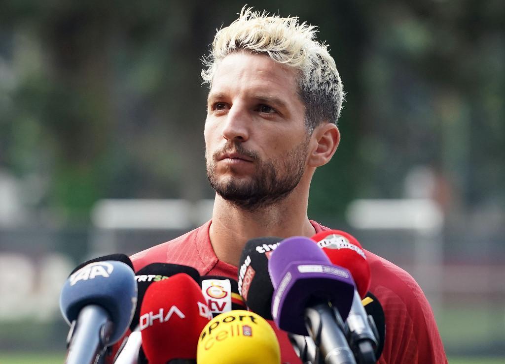 Galatasaraylı futbolcu Mertensten 16 yıl sonra bir ilk