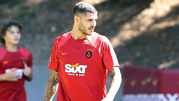 Galatasaraylı Mauro Icardi futbolcu bırakacak mı İşte gerçekler...