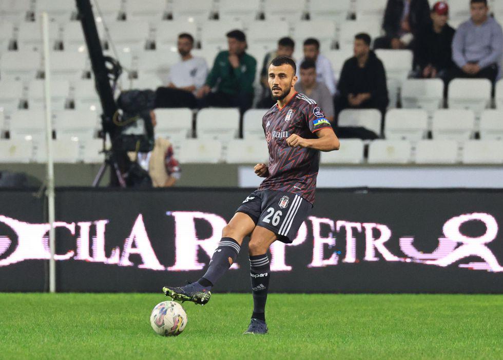 Beşiktaşta Emrecan Uzunhan ve Saissin durumu belli oldu Giresun maçında sakatlanmıştı