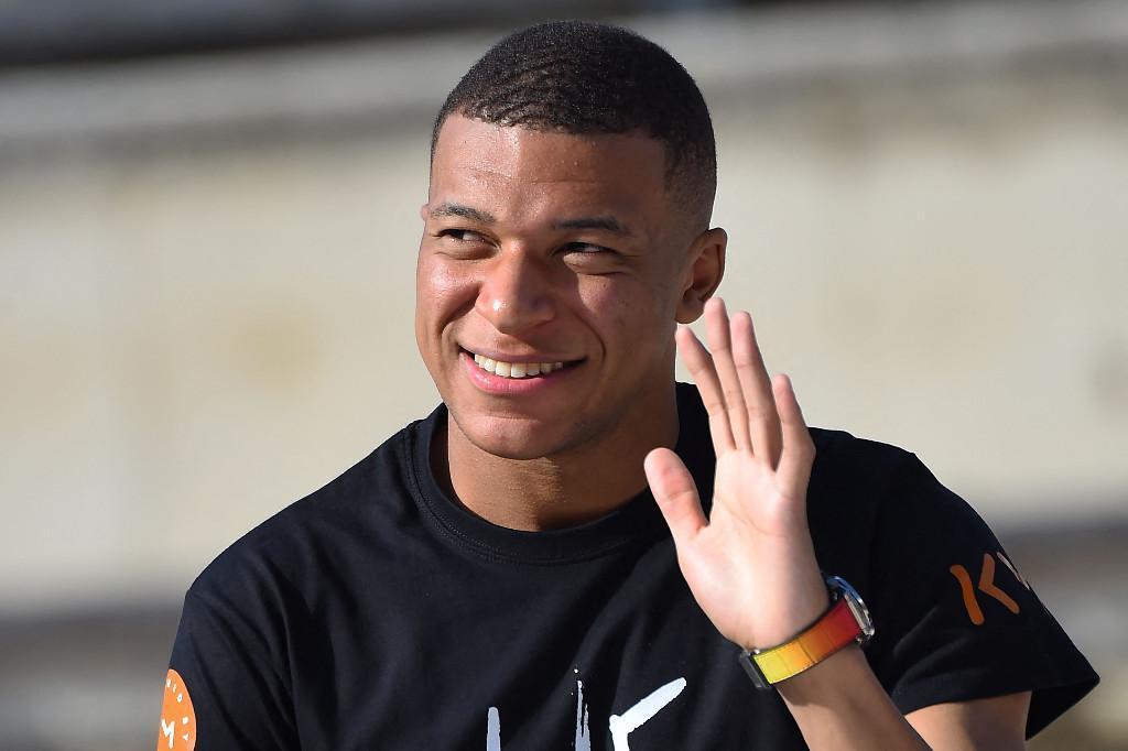 Mbappe istenmeyen adam oldu Transfer planı sona erdi