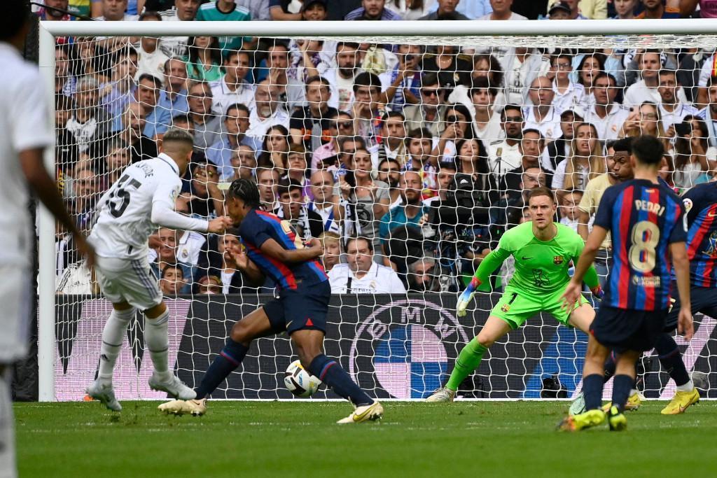 (ÖZET) Real Madrid - Barcelona maç sonucu: 3-1