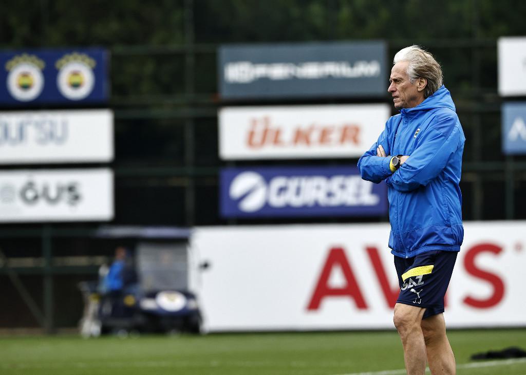Fenerbahçe yeni stoperini buldu