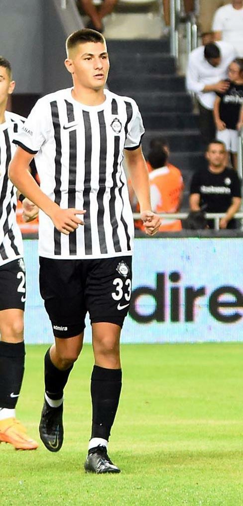 Fenerbahçe yeni stoperini buldu
