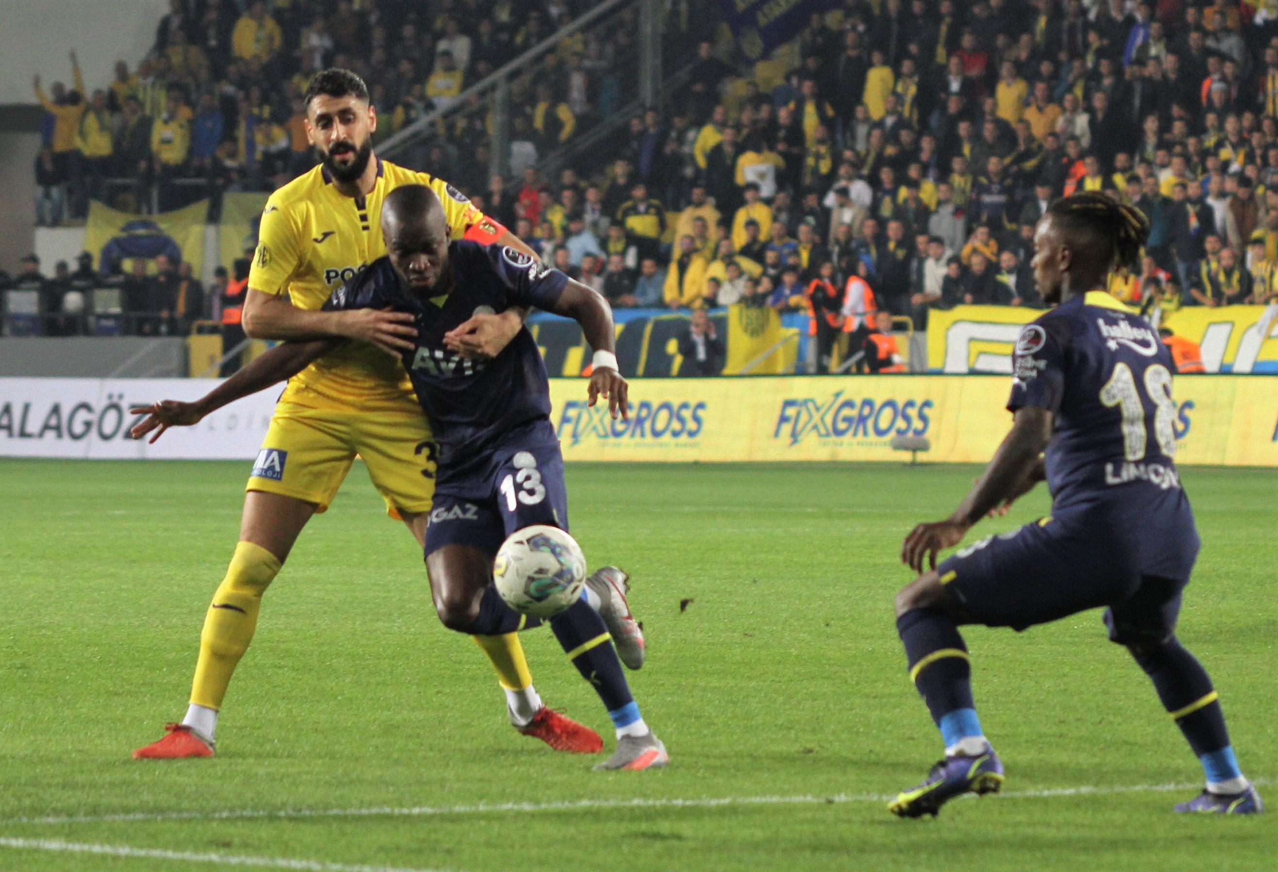 (ÖZET) Ankaragücü - Fenerbahçe maç sonucu: 0-3
