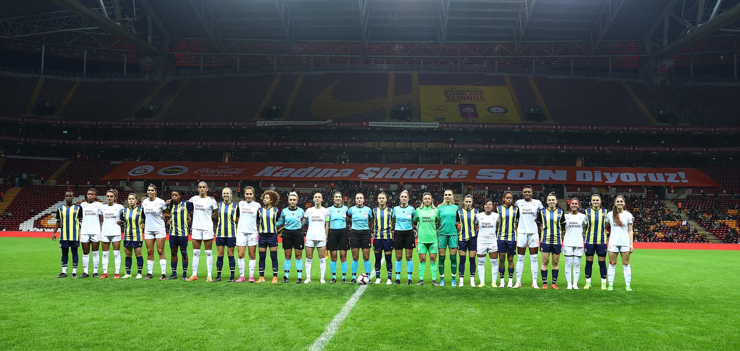 Kadın Futbol Süper Liginde derbi heyecanı