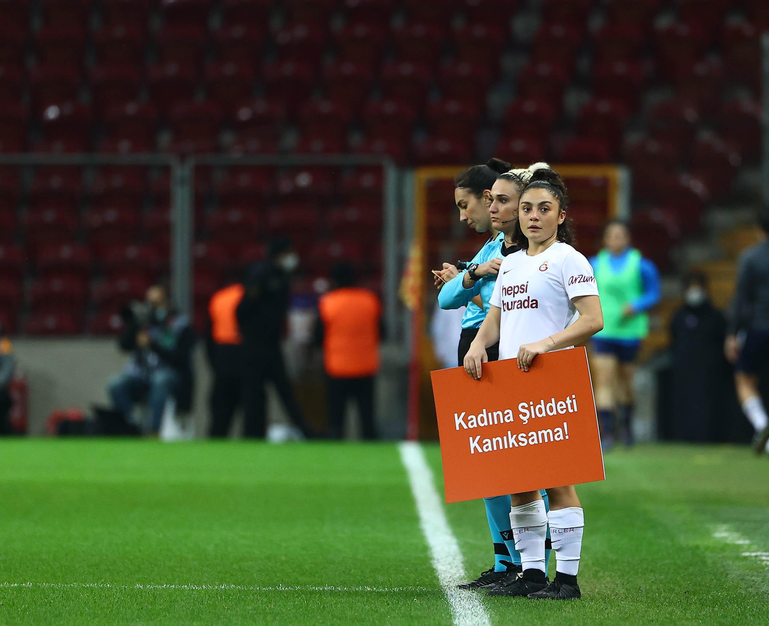 Kadın Futbol Süper Liginde derbi heyecanı
