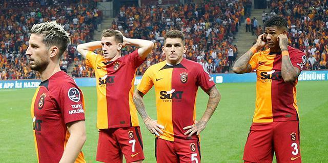 Transferde son dakika Galatasarayda ayrılık kesinleşti Yerine gelecek isim bile belli...