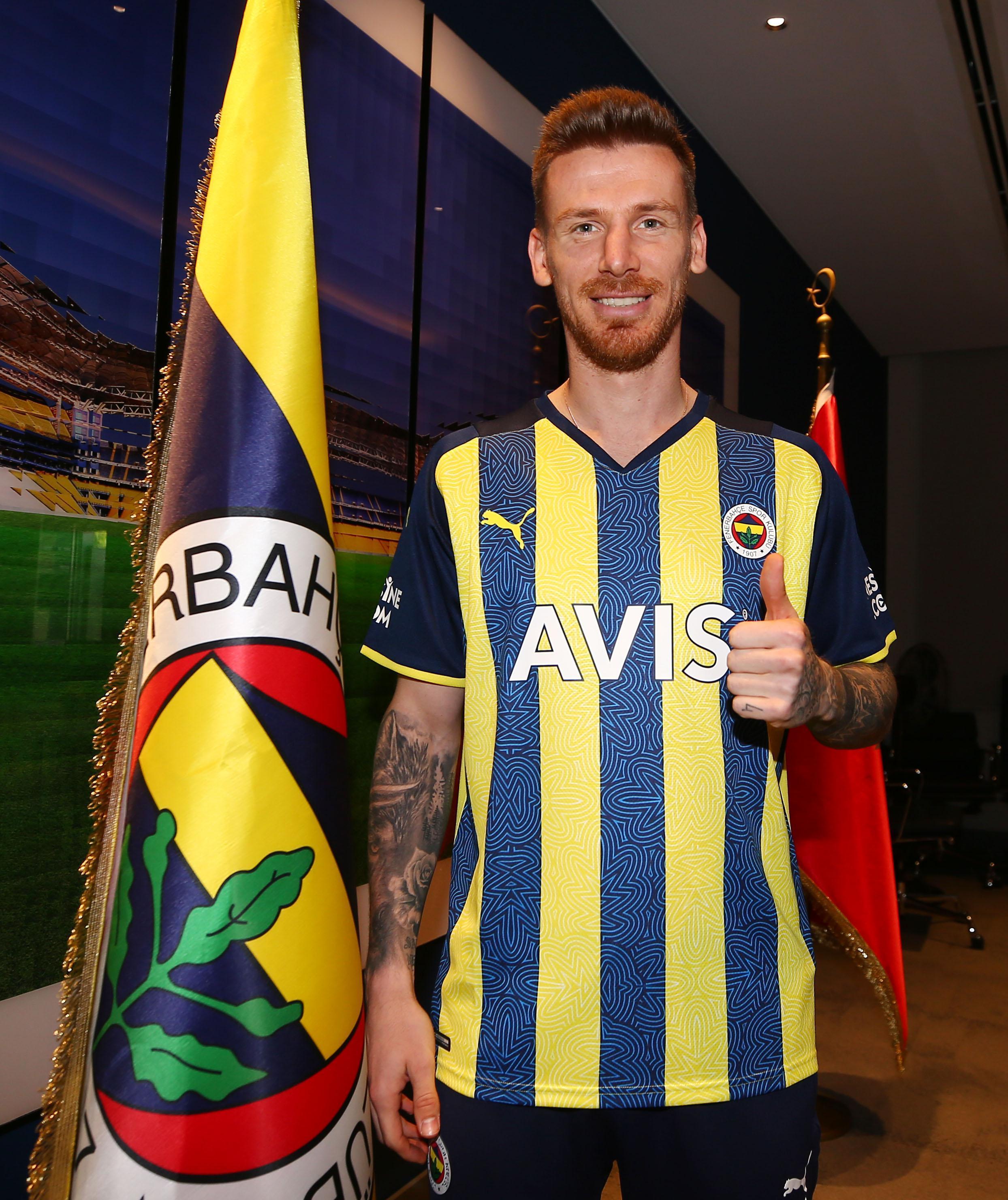 Serdar Azizden 100. maç