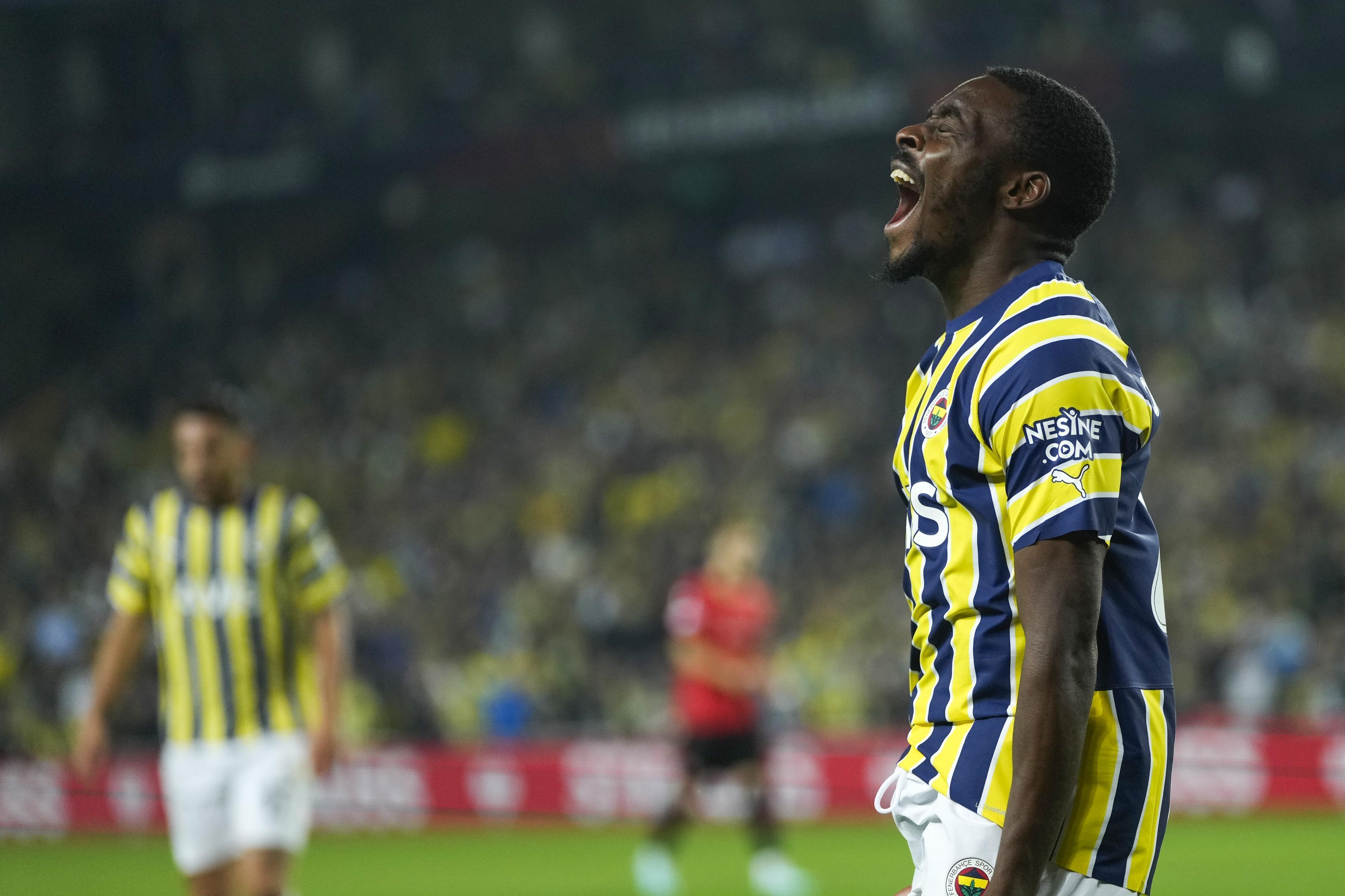 Fenerbahçede o ismin sözleşmesi feshediliyor Yerine gelecek isim belirlendi