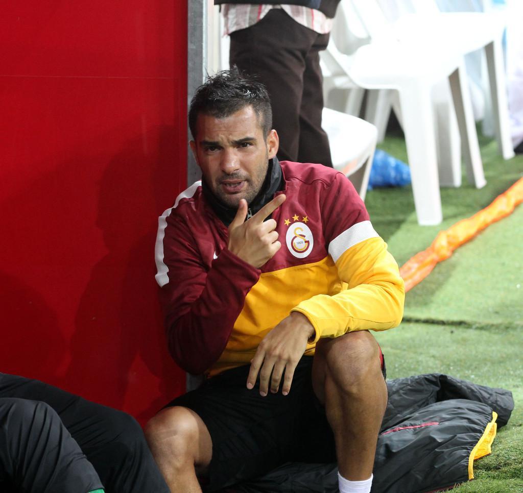 Galatasarayın eski futbolcusundan olay yorum: Bazı futbolcular Okan Buruka tezgah kuruyor