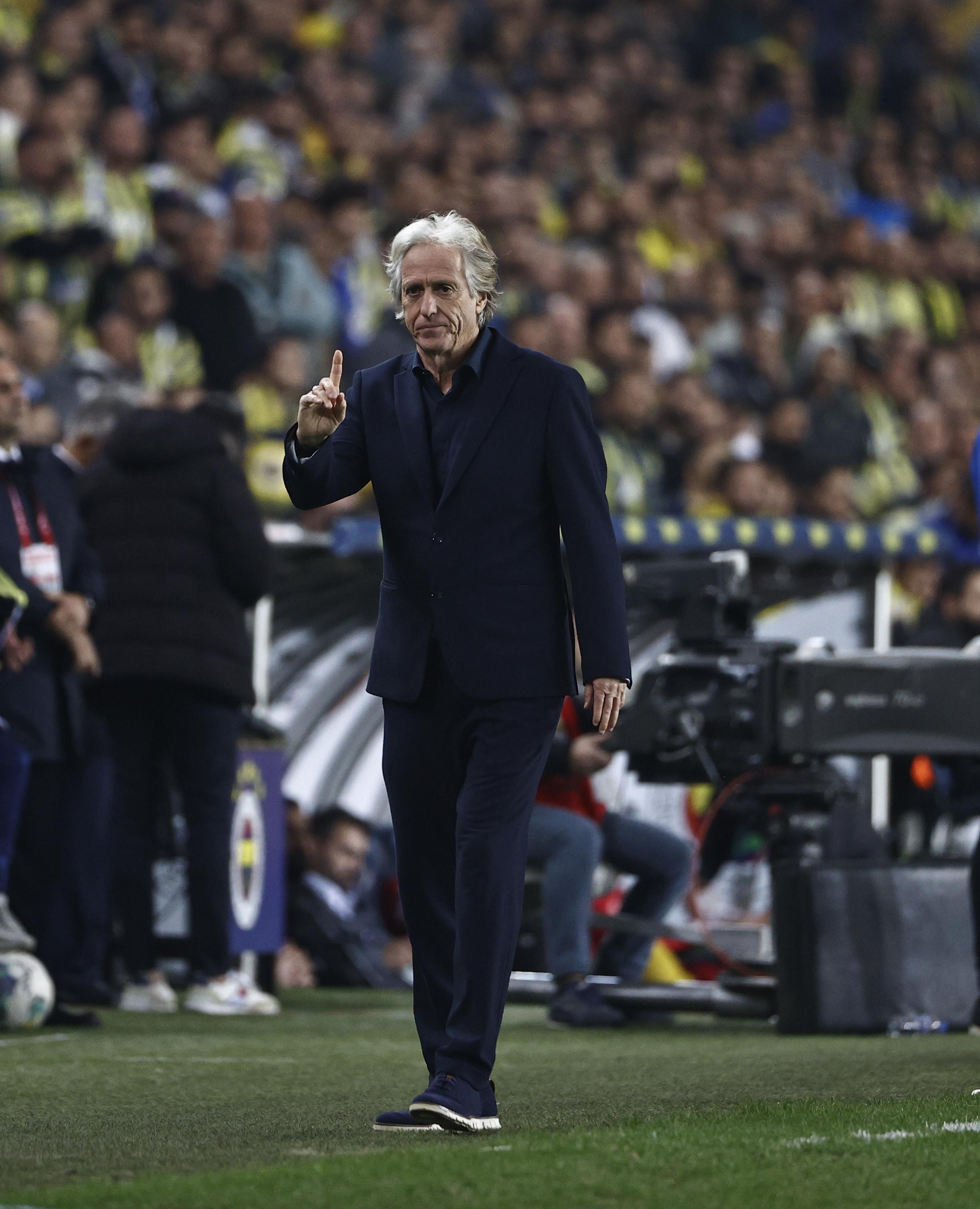 Necati Ateşten Fenerbahçeli yıldıza eleştiri ve penaltı yorumu