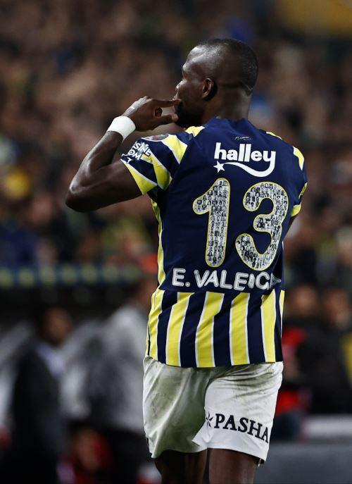 Necati Ateşten Fenerbahçeli yıldıza eleştiri ve penaltı yorumu