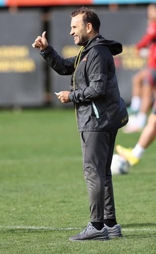 Galatasarayda hedef 3te 3 yapmak