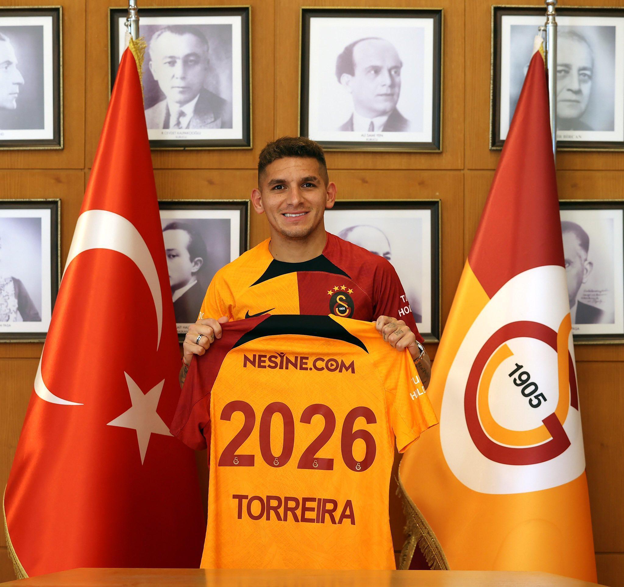 Lucas Torreira, Galatasaraya transfer sürecini anlattı