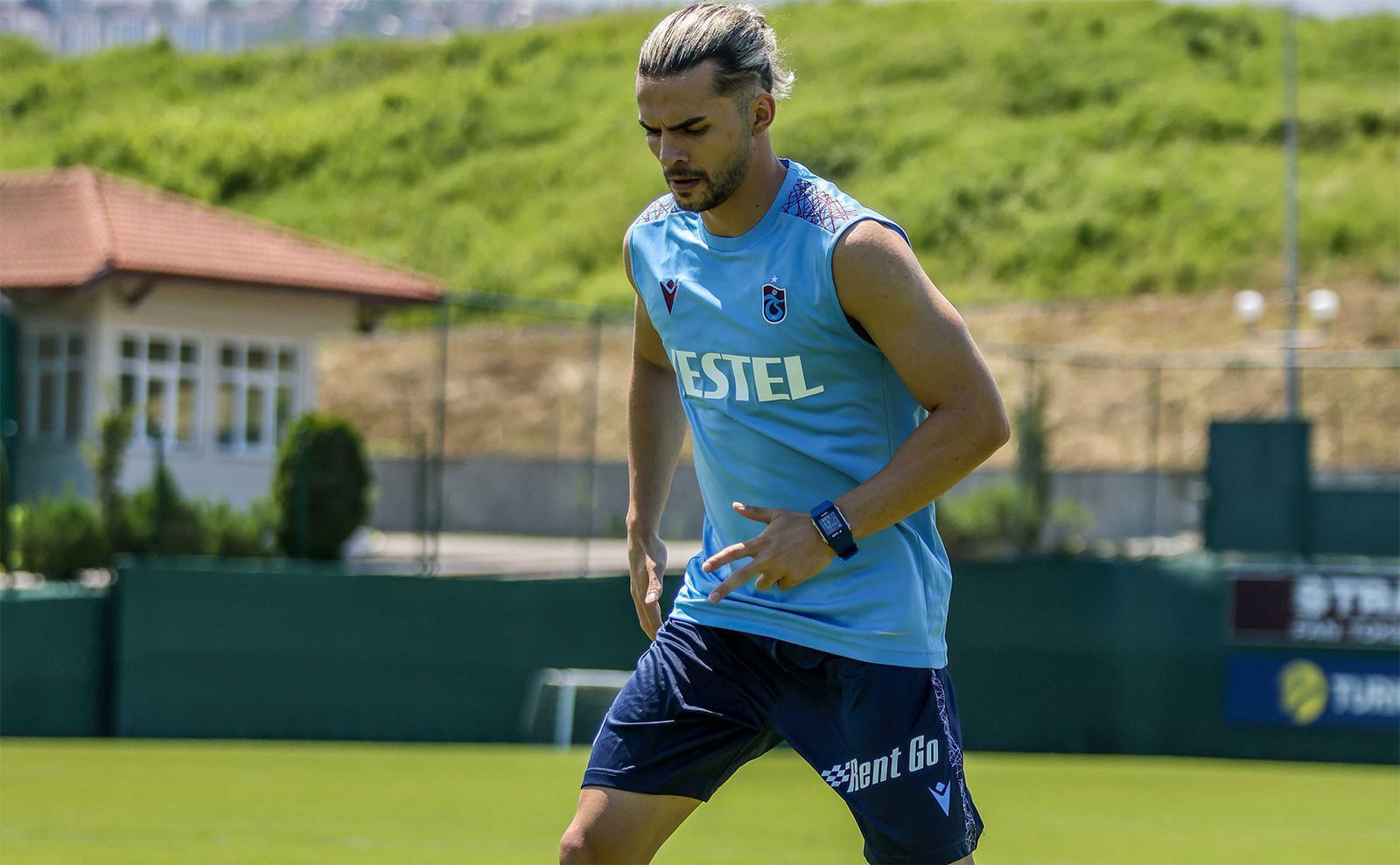 Erman Özgür, Trabzonsporun gündemini değerlendirdi: Yıldızlara dokunmak şart