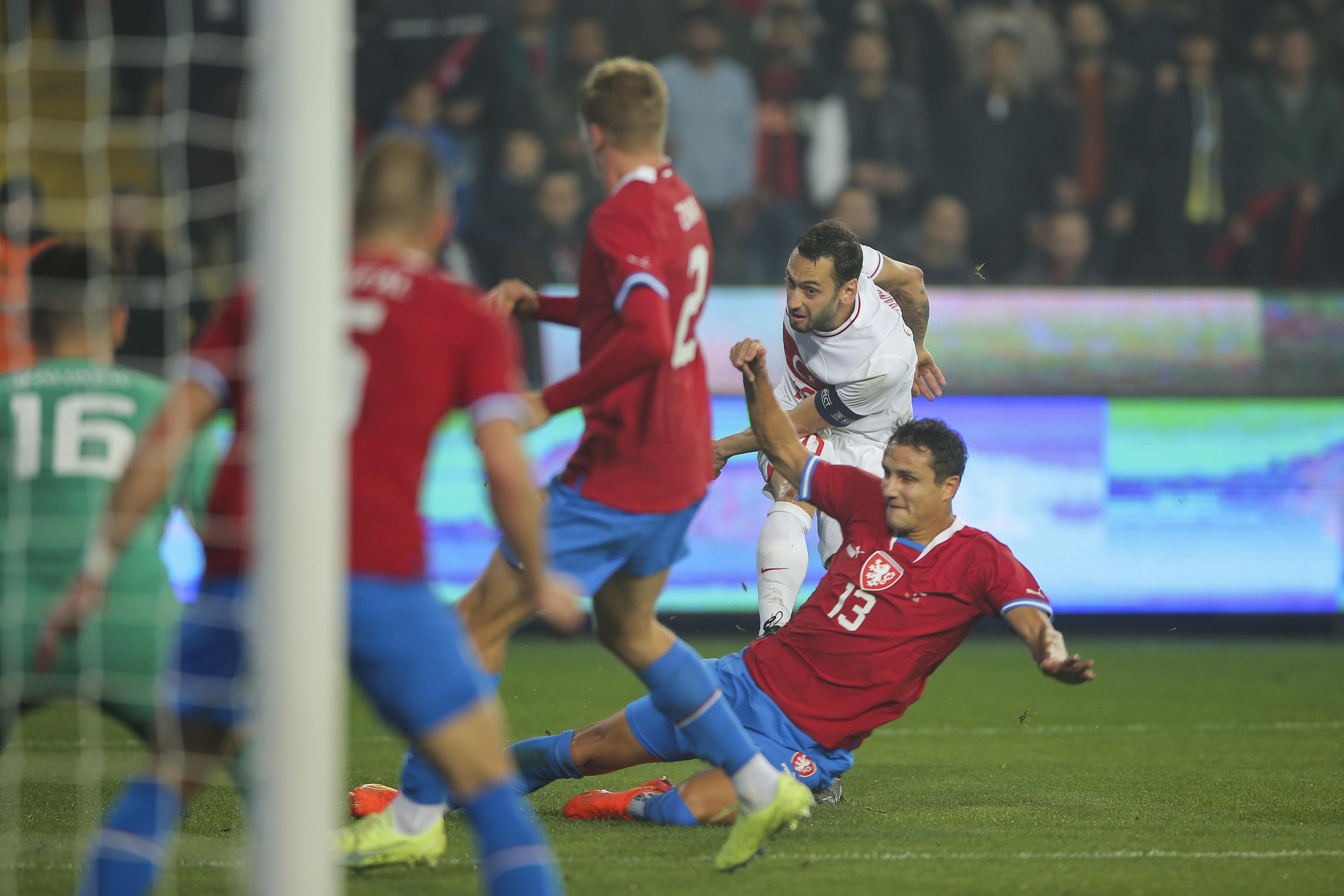 Interden Hakan Çalhanoğlu kararı