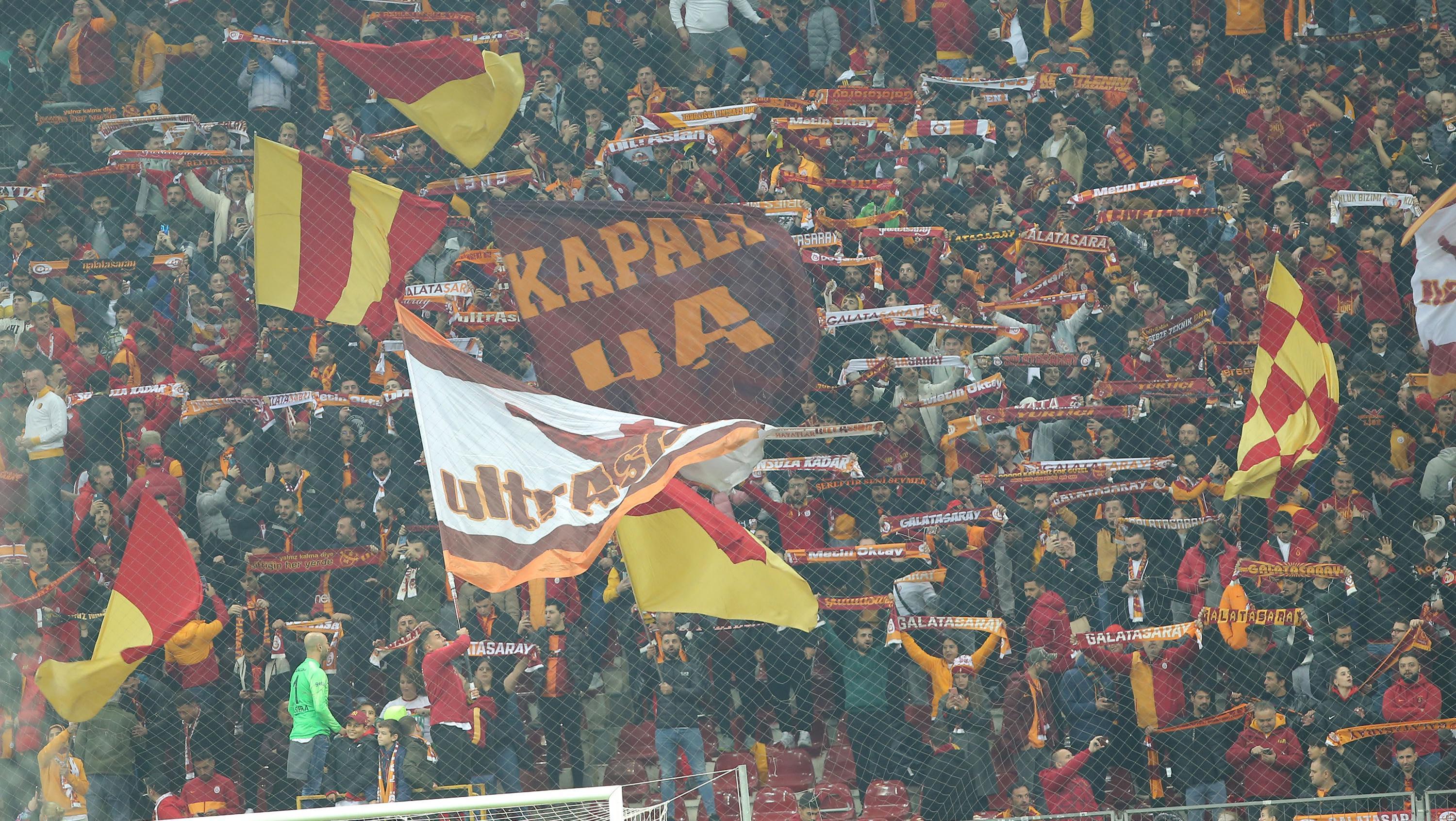 Galatasarayda golcü transferini Drogba bitiriyor İkna için devrede