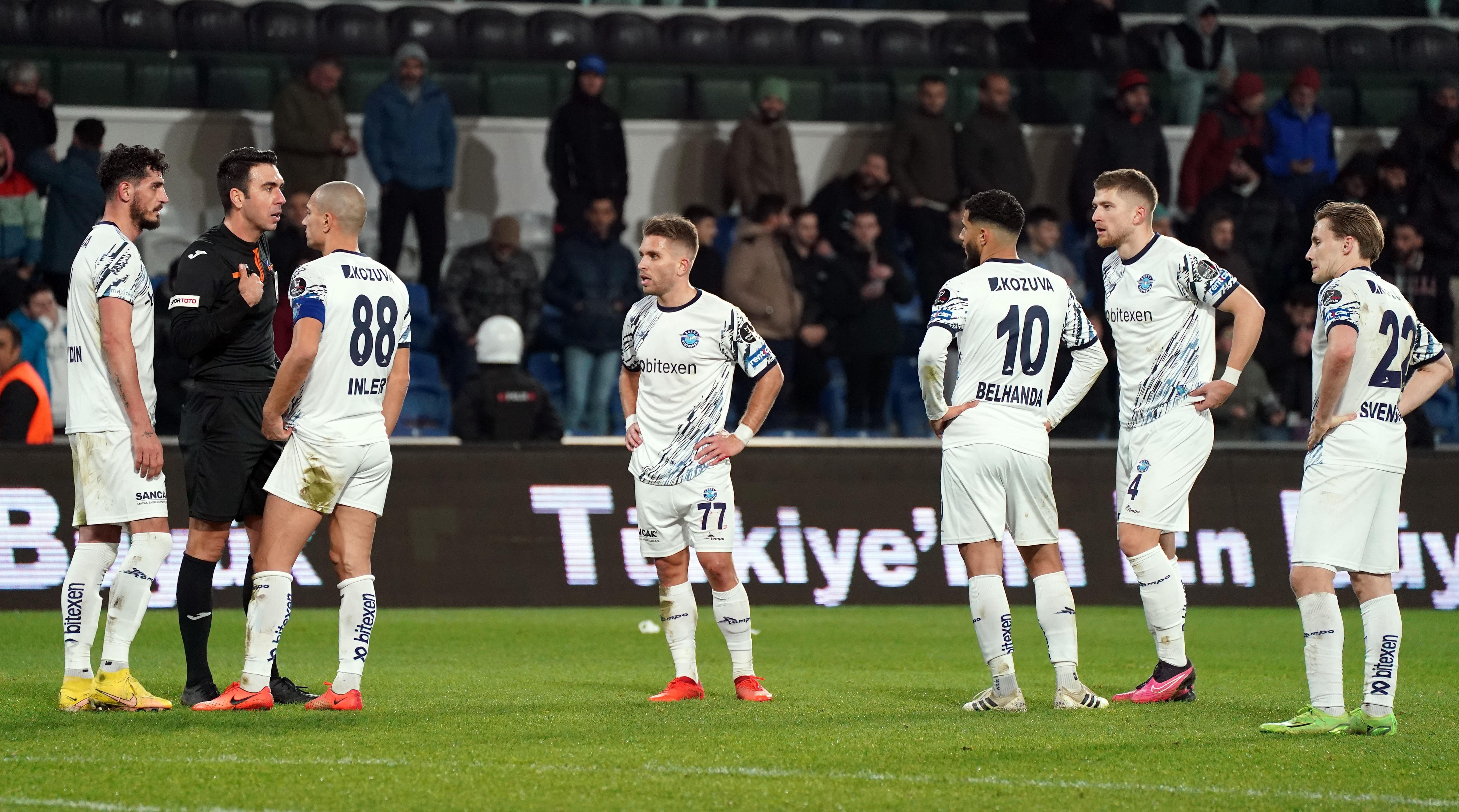 Başakşehir-Adana Demirspor maçı sonrası kavga Gözü döndü, saldırmaya çalıştı...