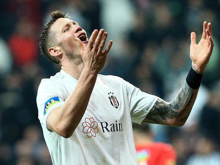 Beşiktaştan Manchester United ile görüşmelerde bulunan Wout Weghorst ile ilgili açıklama