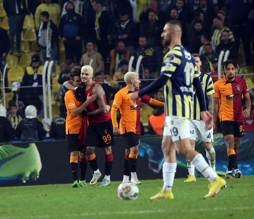 Dünya dev derbiyi böyle gördü: Galatasaray, Fenerbahçeyi küçük düşürdü Dağıldılar