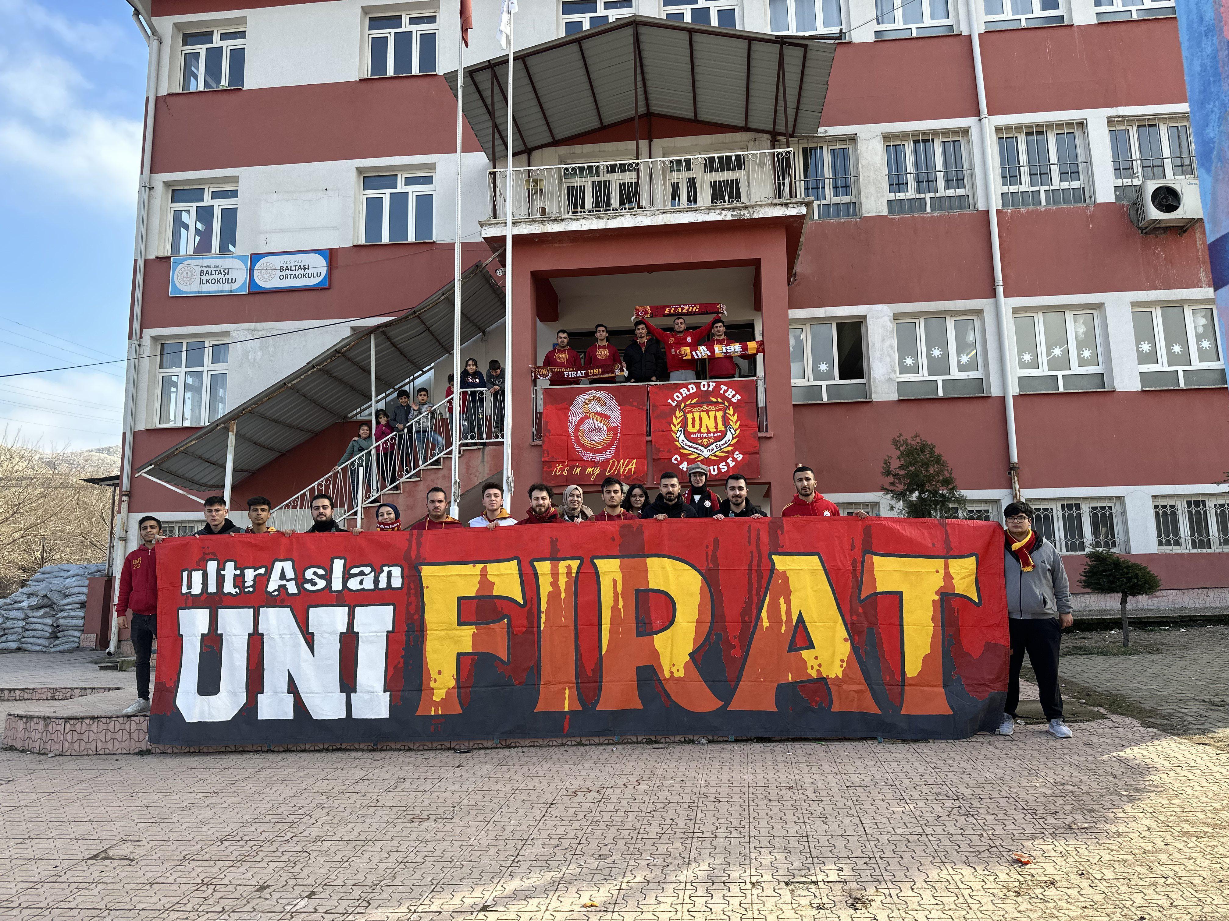 Galatasaray taraftarından Elazığda yürekleri ısıtan hareket