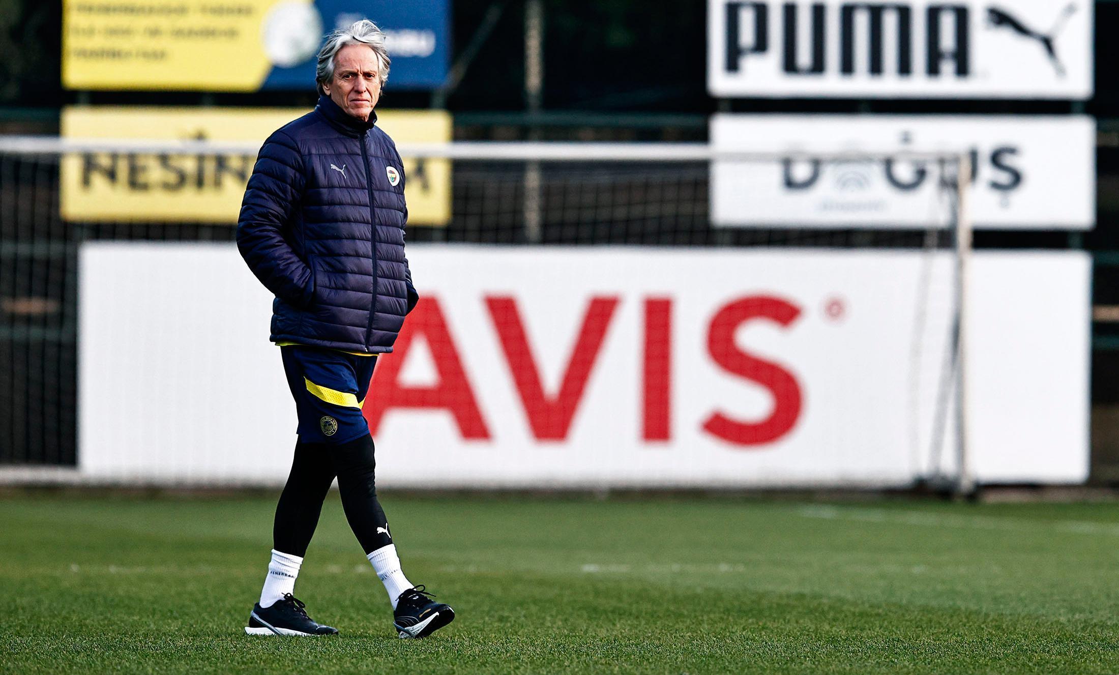 Fenerbahçede Jorge Jesus, Galatasarayı o isimle yıkmayı planlıyor