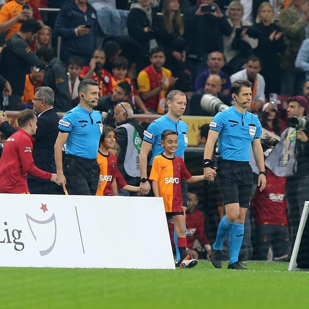 Son dakika Galatasaray - Fenerbahçe maçının hakemi belli oldu